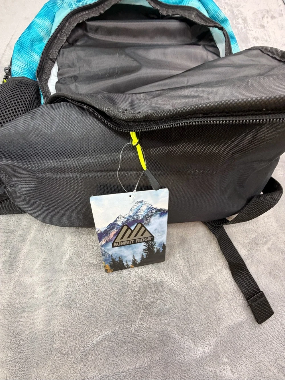 Summit Ridge Hiking Men's Teal and Black Daypack Sports 3 Pockets 35L